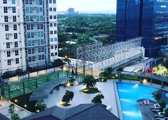 Cozy 1 Bedroom San Lorenzo Place Netflix 4km From Naia Apartment